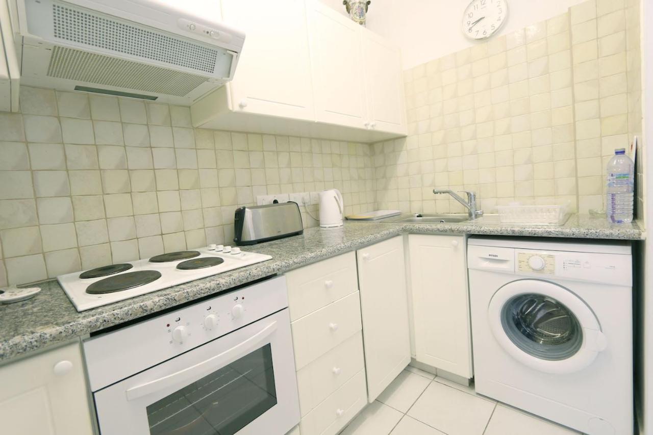 Victor Apartment بافوس المظهر الخارجي الصورة