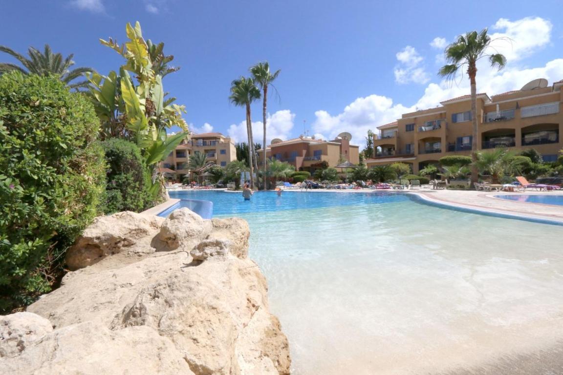 Victor Apartment بافوس المظهر الخارجي الصورة