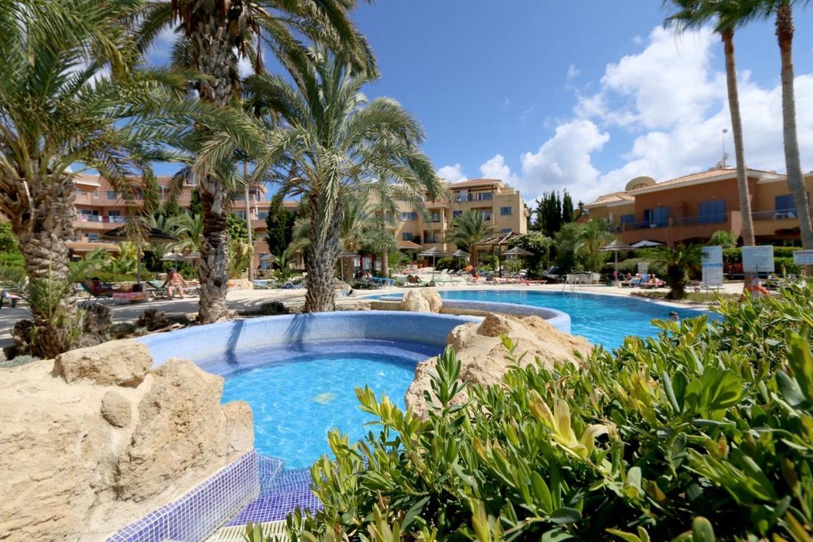 Victor Apartment بافوس المظهر الخارجي الصورة